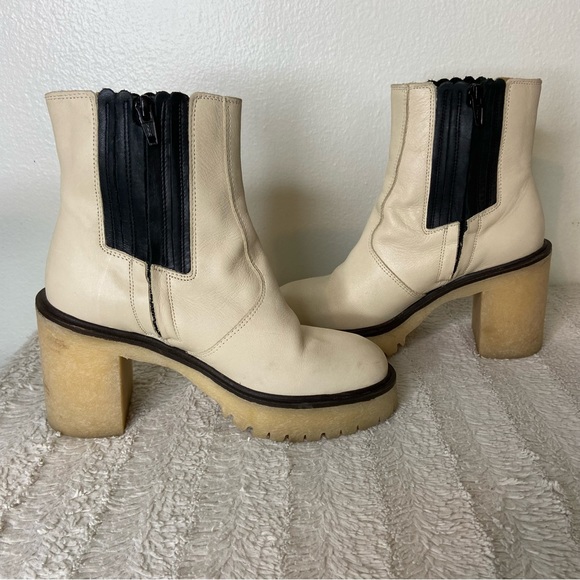 Free People Women’s 6 (36) Hames Chelsea Boots White Leather Chunky Heel - Picture 7 of 15
